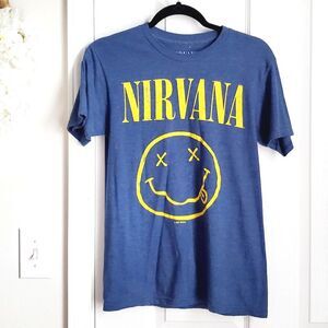 Womens Nirvana Blue Short Sleeve Tee Size Small EUC